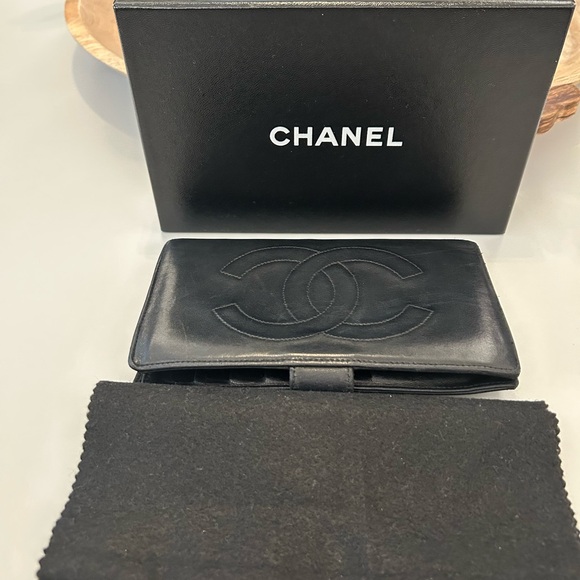 Full set Chanel wallet - Picture 2 of 13